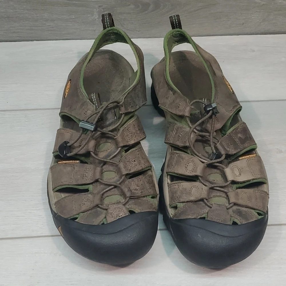 Keen Mens Outdoor Newport Hiking Comfort Waterproof Sandals shoes sz 11